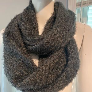 *NWT* Abercrombie & Fitch Infinity Scarf